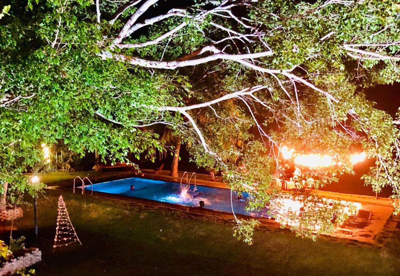 Hotel Nico Lagoon