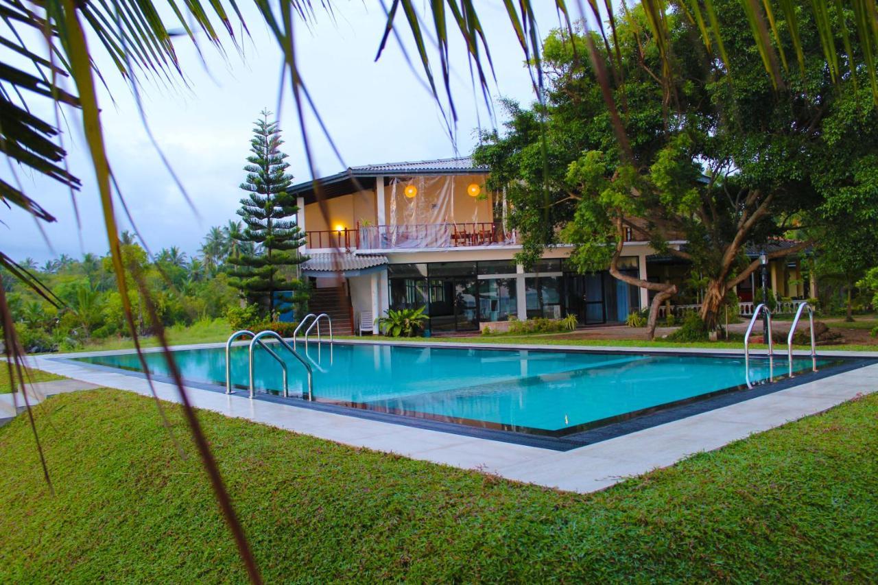 Nico Lagoon Negombo