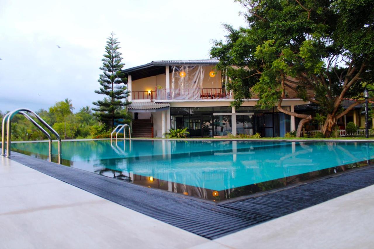 Hotel Nico Lagoon 3*